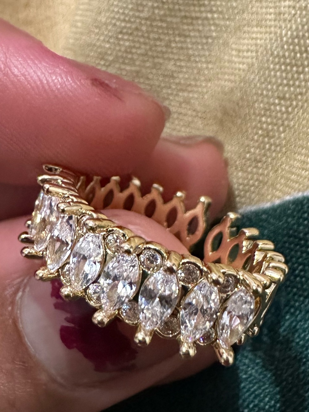 Gold tone Crystal  Ring - Gold tone